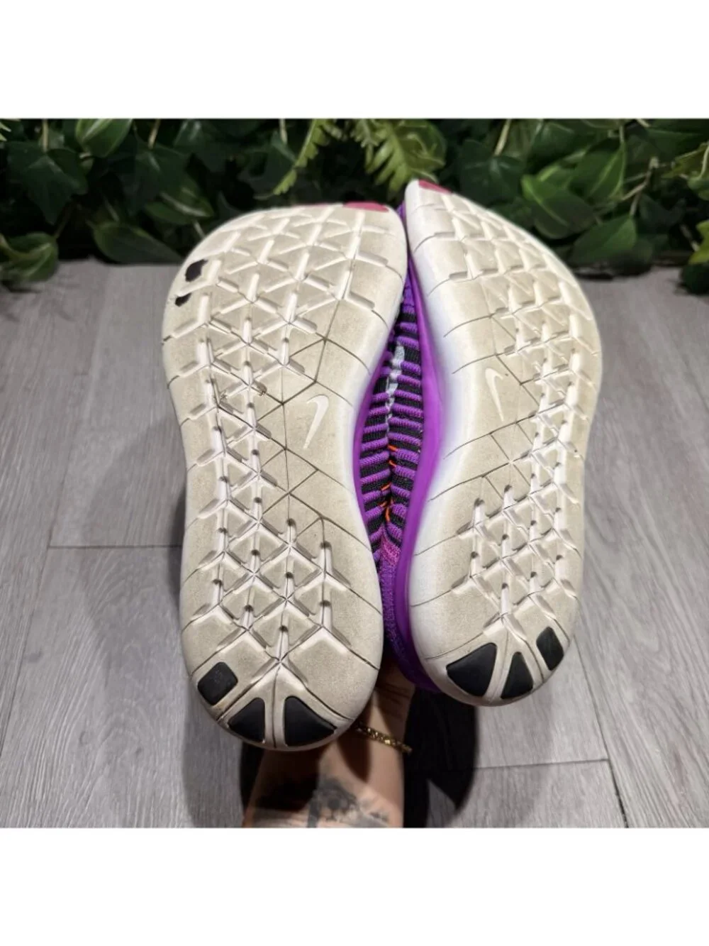 Nike Free RN Flyknit Women's Size 8 Running Shoes Hyper Violet Shoes 831070-501